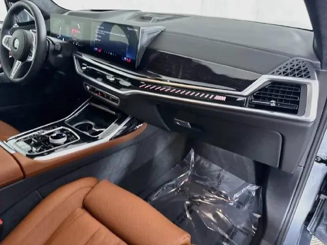 2026 BMW X7 M60i