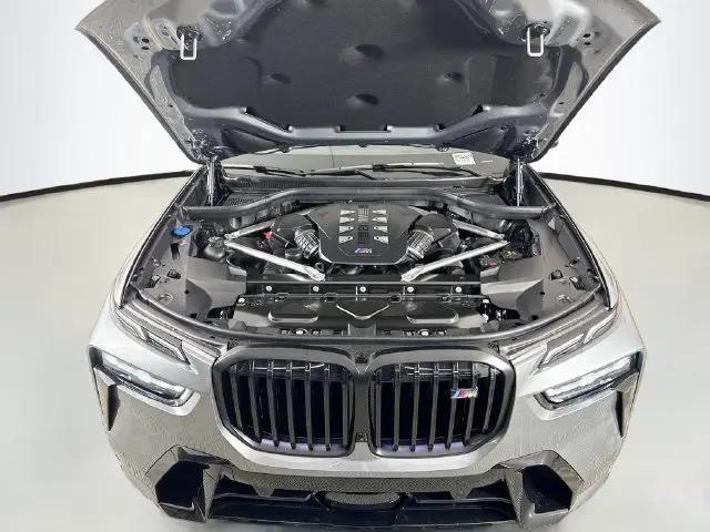 2026 BMW X7 M60i