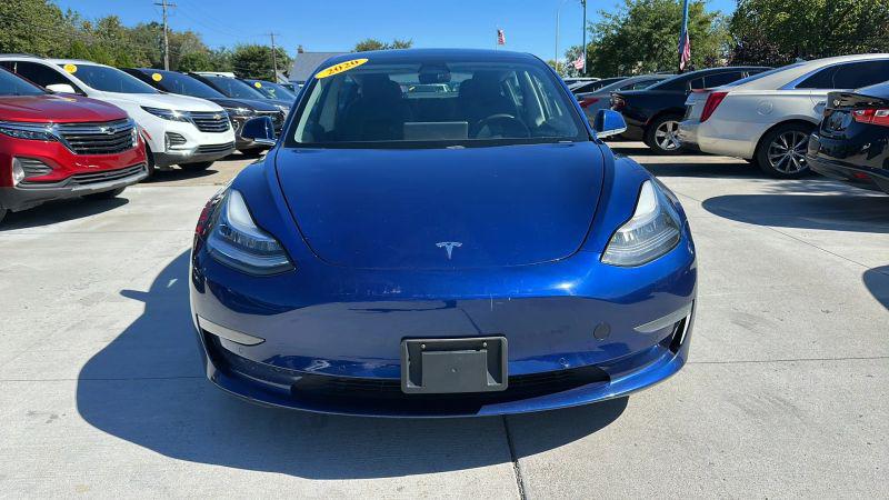 2020 Tesla Model 3 Standard Range Rear-Wheel Drive