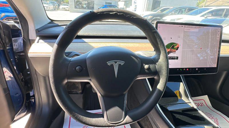 2020 Tesla Model 3 Standard Range Rear-Wheel Drive