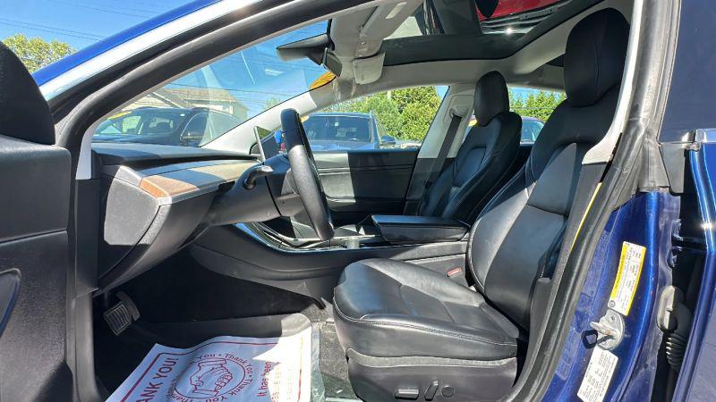2020 Tesla Model 3 Standard Range Rear-Wheel Drive