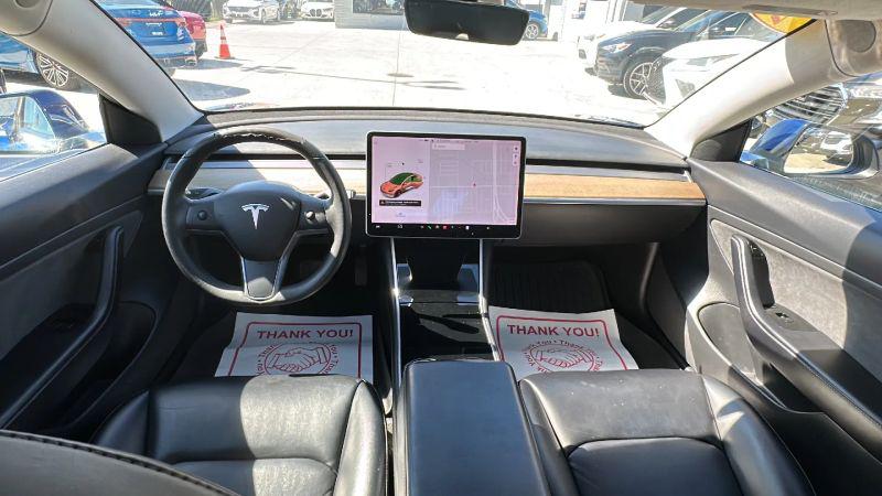 2020 Tesla Model 3 Standard Range Rear-Wheel Drive