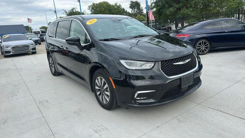 2023 Chrysler Pacifica Hybrid Touring L