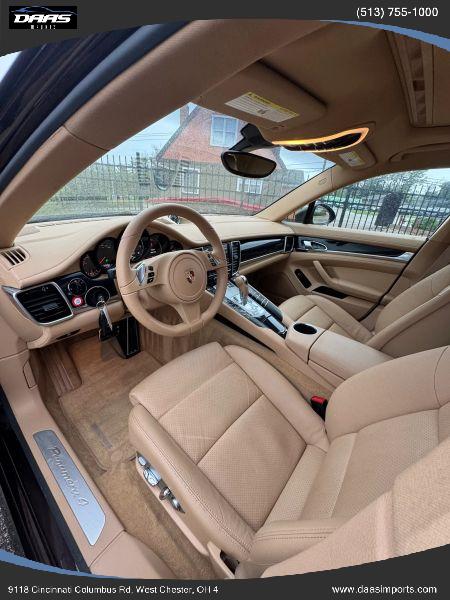 2013 Porsche Panamera 4
