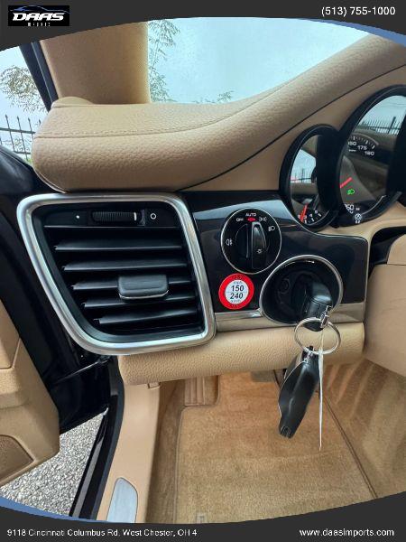 2013 Porsche Panamera 4