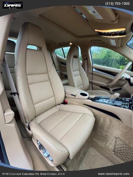 2013 Porsche Panamera 4