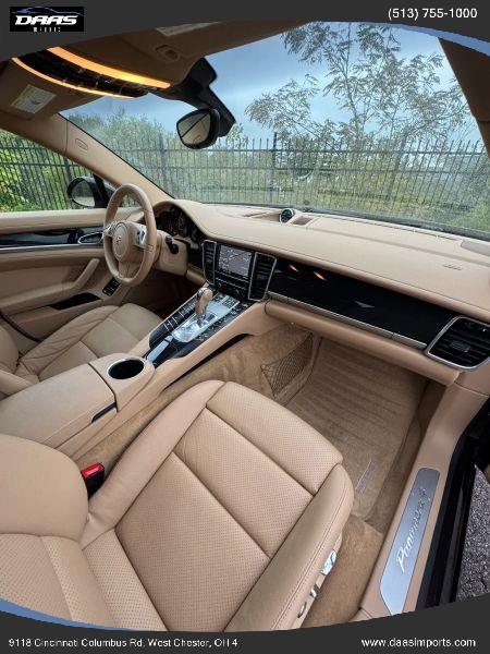 2013 Porsche Panamera 4