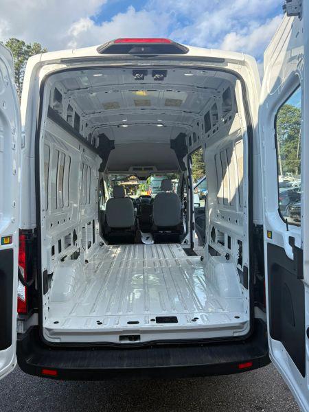 2018 Ford Transit w/Sliding Side Door
