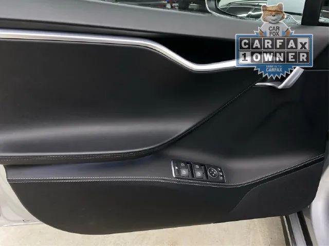 2016 Tesla Model S 70D