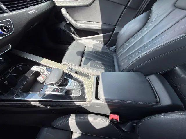 2024 Audi A4 Premium Plus 45 TFSI S line quattro S tronic