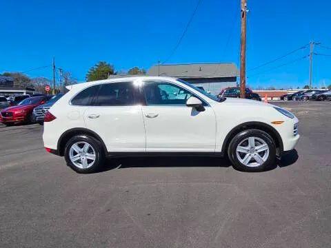 2012 Porsche Cayenne Base