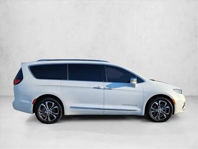 2022 Chrysler Pacifica Pinnacle AWD