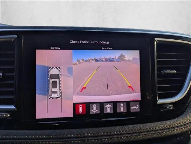 2022 Chrysler Pacifica Pinnacle AWD