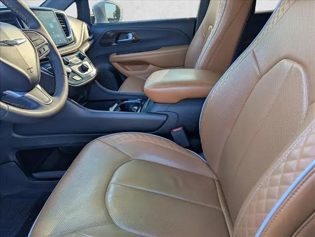 2022 Chrysler Pacifica Pinnacle AWD