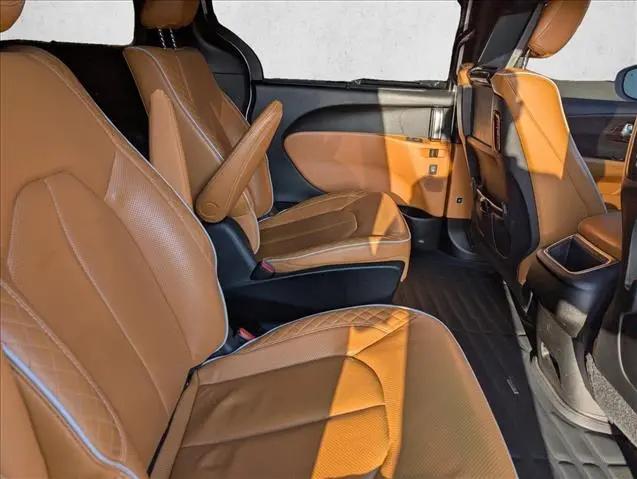 2022 Chrysler Pacifica Pinnacle AWD