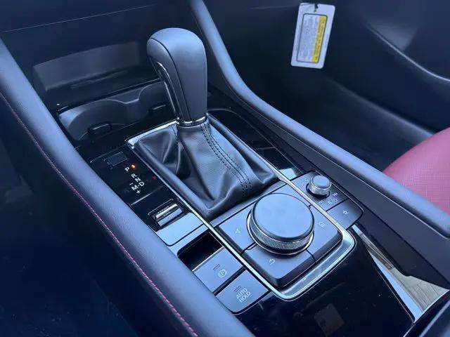 2026 Mazda Mazda3 2.5 S Carbon Edition