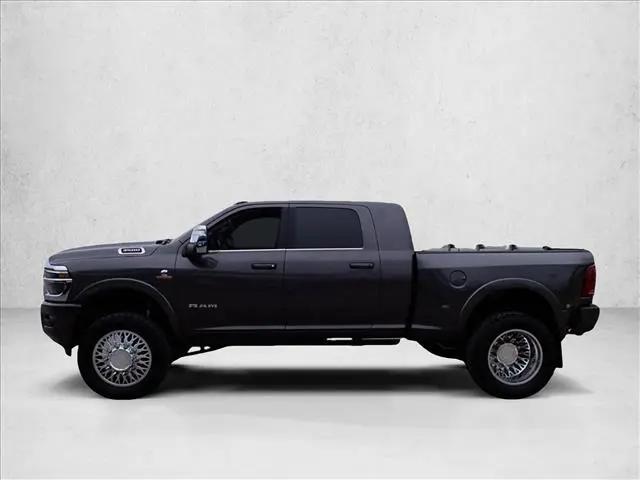 2025 Ram 3500 LimitedLimited Longhorn Mega Cab 4x4 64 Box