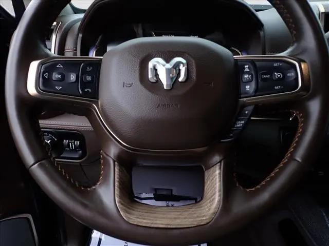 2025 Ram 3500 LimitedLimited Longhorn Mega Cab 4x4 64 Box