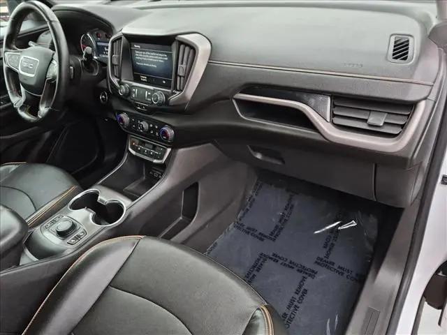 2023 GMC Terrain AWD AT4