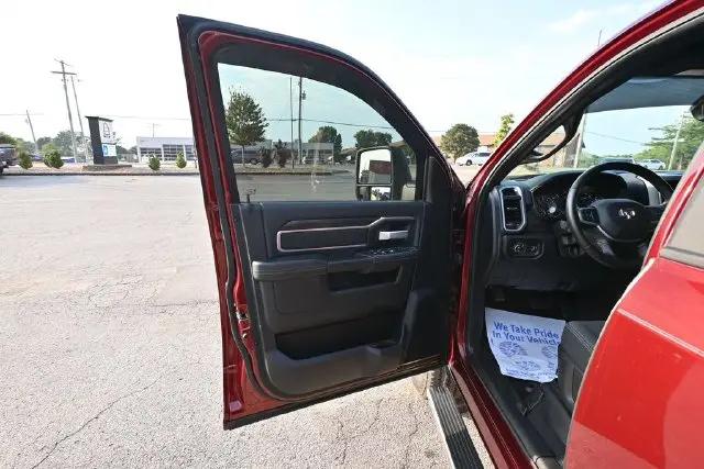 2024 Ram 2500 Big Horn Crew Cab 4x4 64 Box