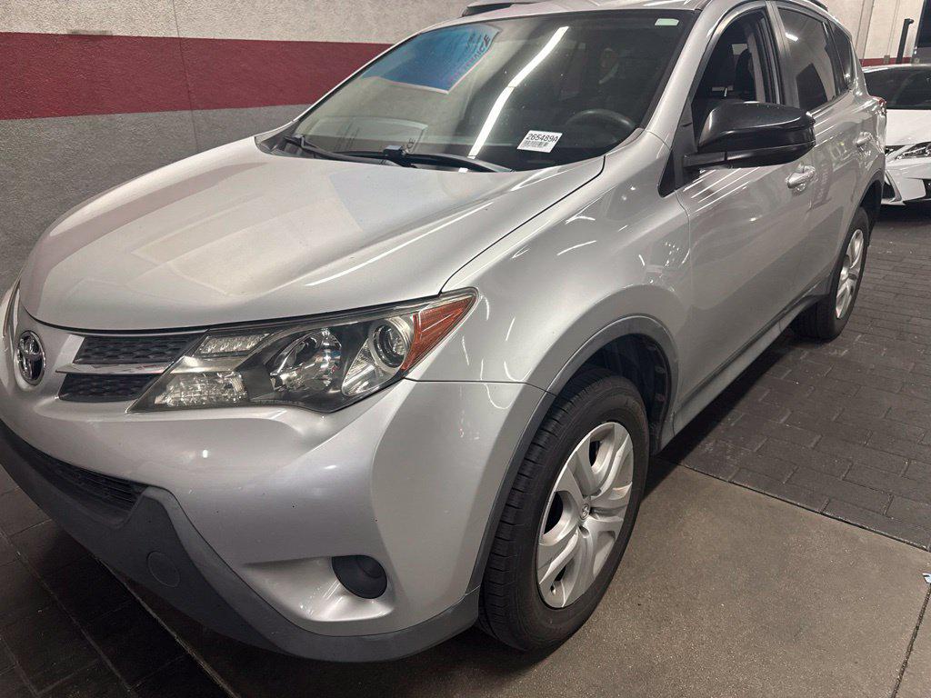 2014 Toyota RAV4 LE