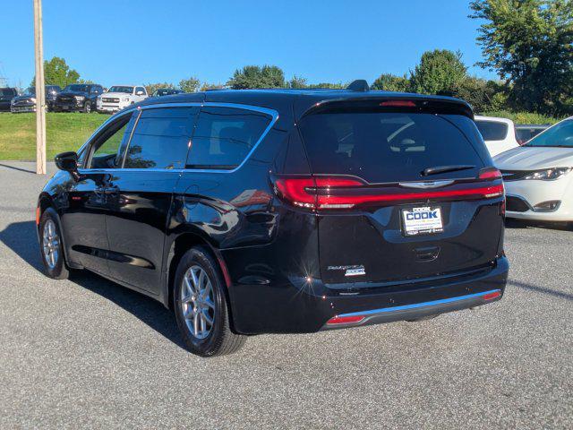 2026 Chrysler Pacifica Select 2026 Chrysler Pacifica Select