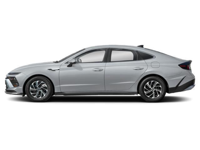 2026 Hyundai Sonata Hybrid photo 2 of 15