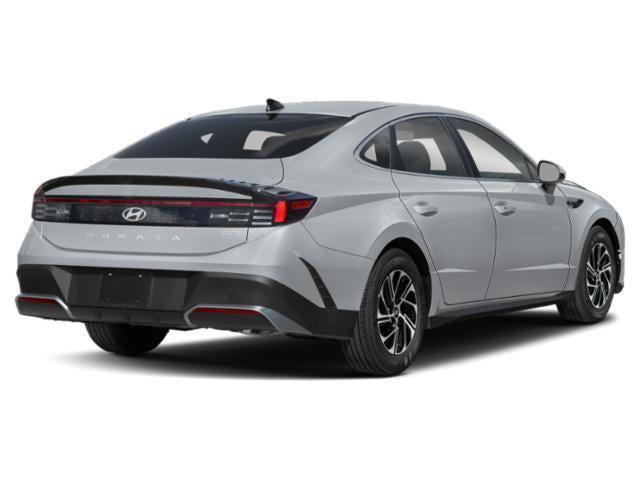 2026 Hyundai Sonata Hybrid photo 3 of 15
