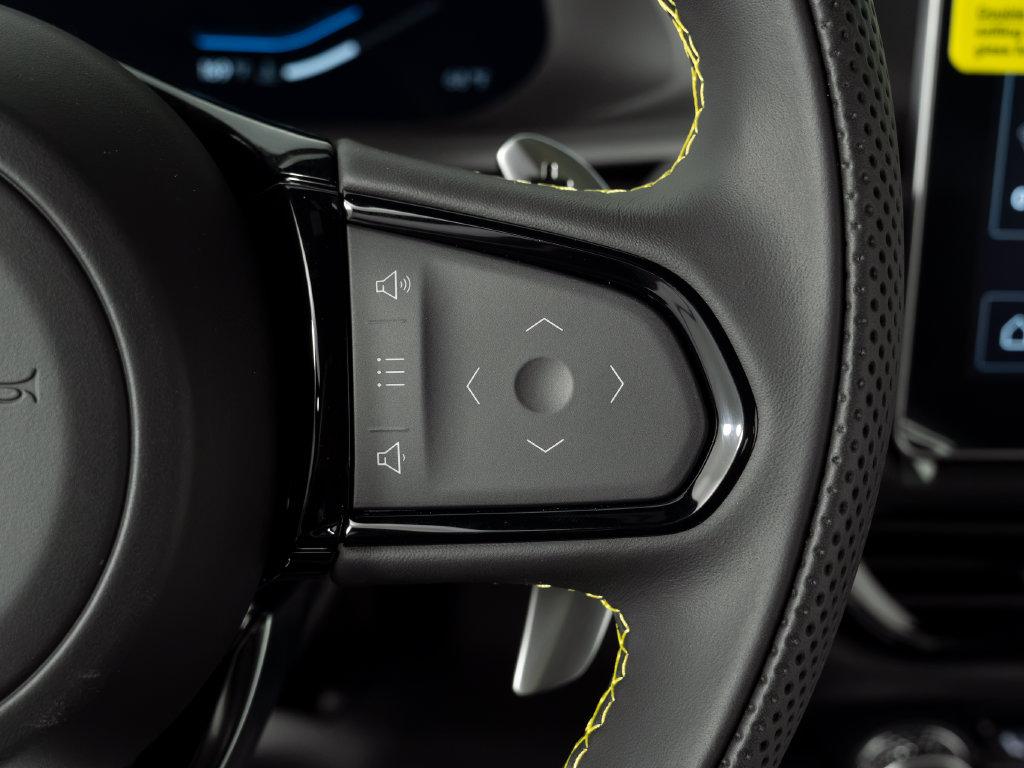 2027 Lotus Emira Turbo SE - Photo 30