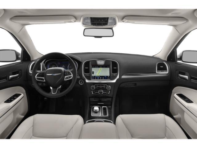 2018 Chrysler 300 Touring