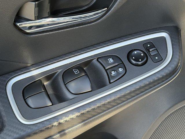 2024 Nissan Versa 1.6 SR