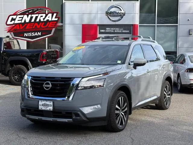 2024 Nissan Pathfinder Platinum 4WD for sale in Yonkers, NY