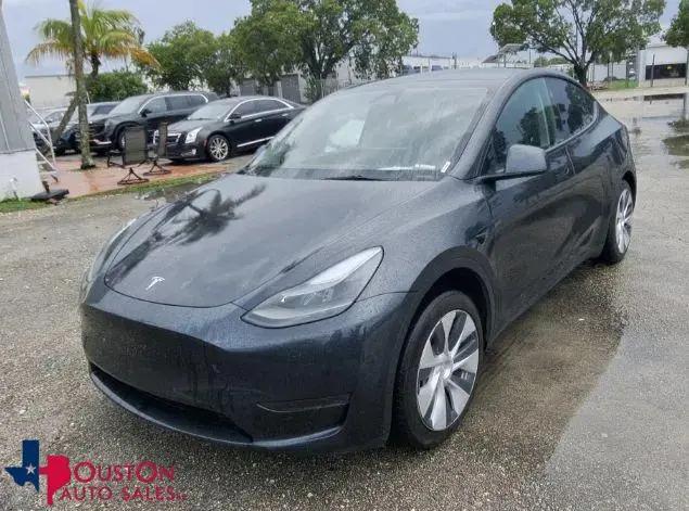 2024 Tesla Model Y Long Range Single Motor Rear-Wheel Drive for sale in Houston, TX