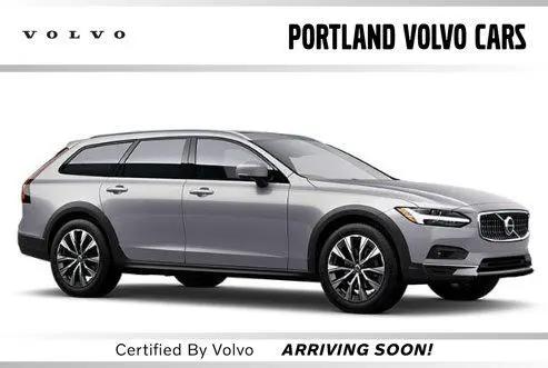 2025 Volvo V90 Cross Country Plus, B6 AWD Gas mild hybrid for sale in Scarborough, ME