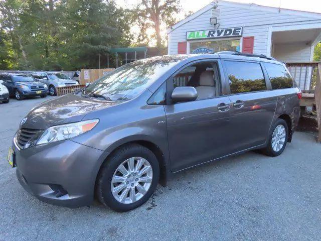 2016 Toyota Sienna LE 7 Passenger for sale in Powhatan, VA