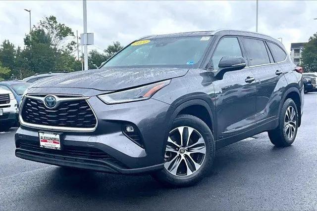 2021 Toyota Highlander Hybrid XLE for sale in Alexandria, VA