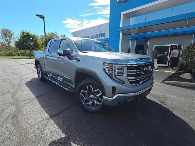 2026 GMC Sierra 1500 Crew Cab, Short Bed, SLT, 4WD for sale in Bellefontaine, OH