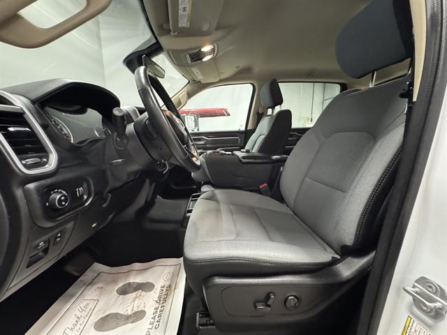 2020 Ram 1500 Big Horn Crew Cab 4x4 57 Box