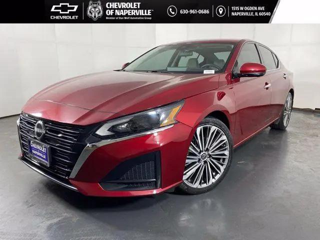 2023 Nissan Altima SL FWD for sale in Naperville, IL