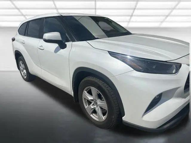 2023 Toyota Highlander LE for sale in Grand Prairie, TX