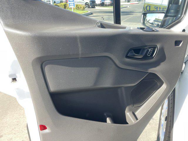 2025 Ford Transit Cargo Van Base