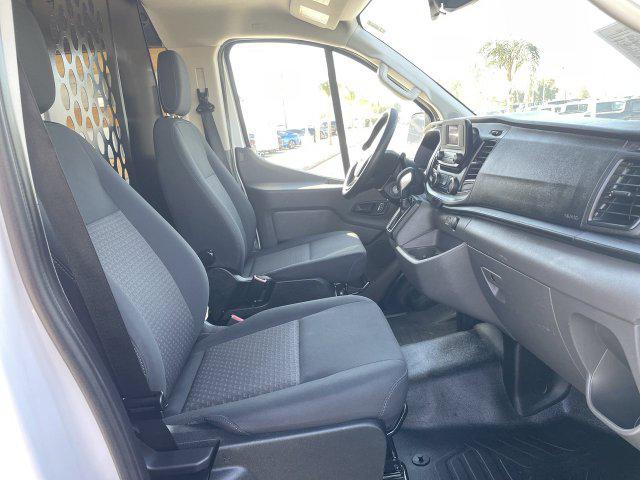 2025 Ford Transit Cargo Van Base