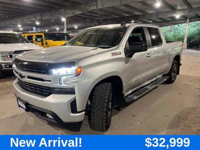 2021 Chevrolet Silverado 1500 4WD Crew Cab Short Bed RST for sale in Oak Lawn, IL