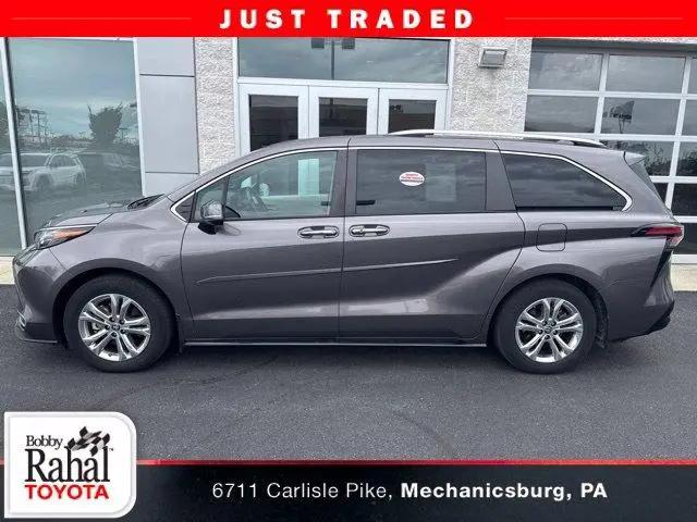 2024 Toyota Sienna Platinum for sale in Mechanicsburg, PA