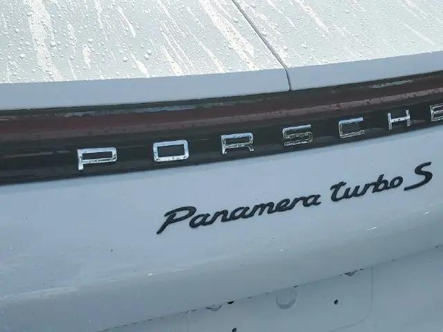 2023 Porsche Panamera Turbo S Executive
