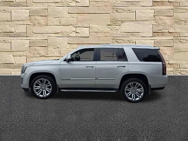 2020 Cadillac Escalade 4WD Luxury