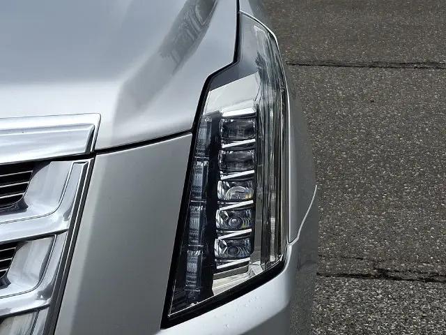 2020 Cadillac Escalade 4WD Luxury