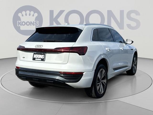 2024 Audi e-tron Premium Plus quattro