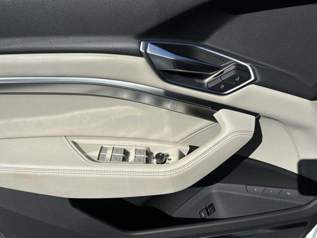 2024 Audi e-tron Premium Plus quattro