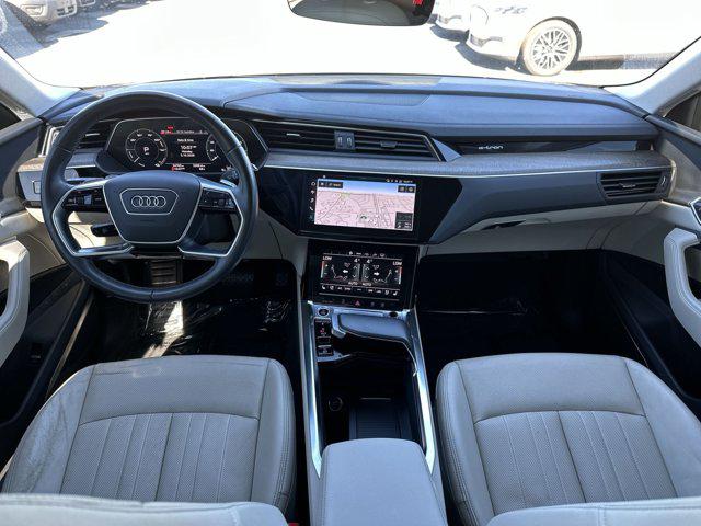 2024 Audi e-tron Premium Plus quattro